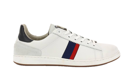 Chaussure du profil Me dépasser